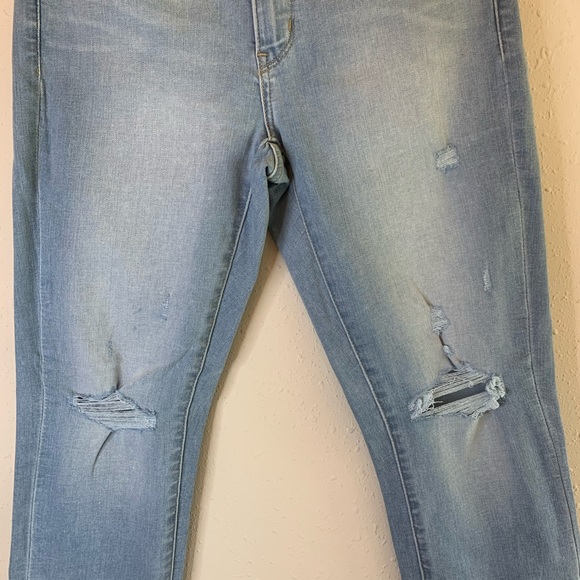 Levi’s Curvy Straight Crop Women’s Light Blue Jeans Size 27 NWT - Picture 10 of 13